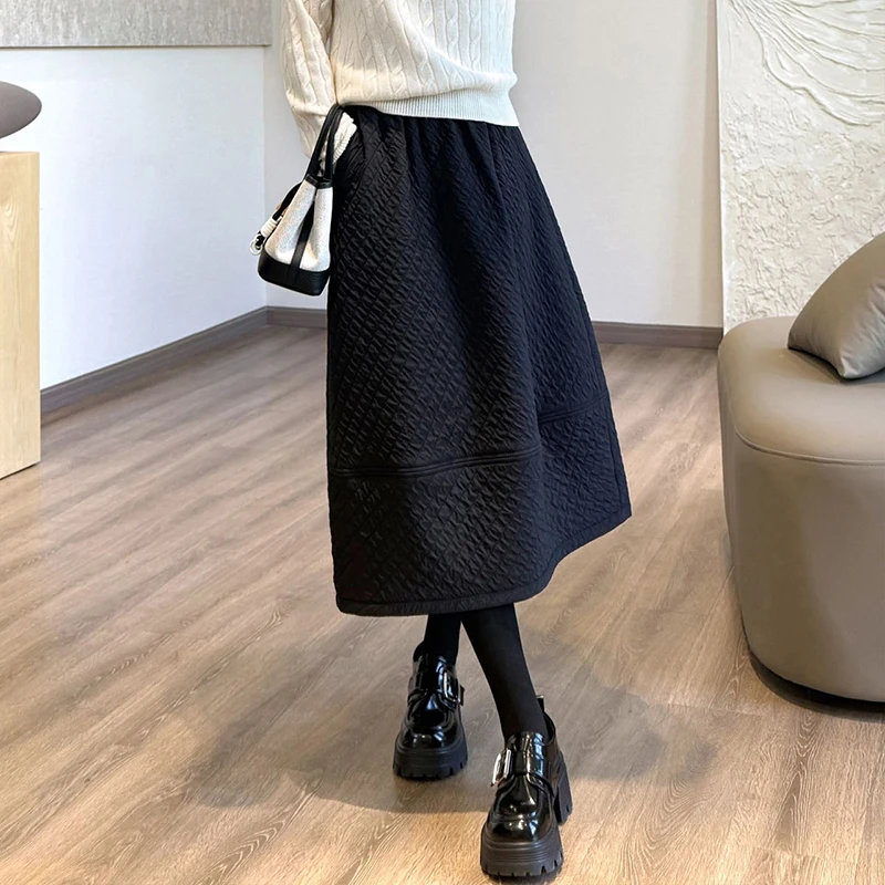 宝丫轻奢  不是复古赫本风绗缝小黑裙花苞半身裙Z355