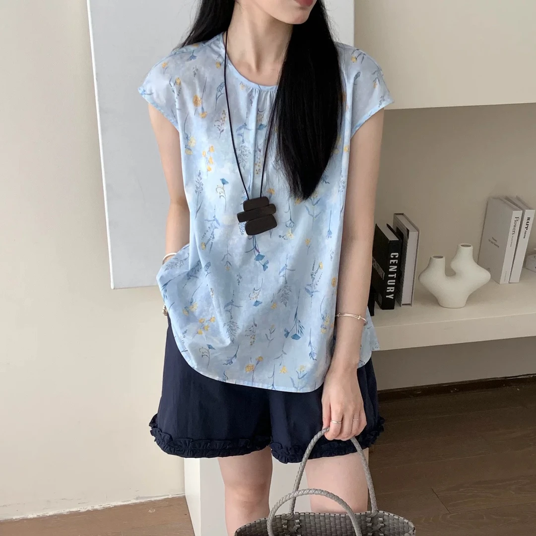 无印心匠D88169-1圆领碎花夏季短袖衬衫+纯色短裤 两件套 K715