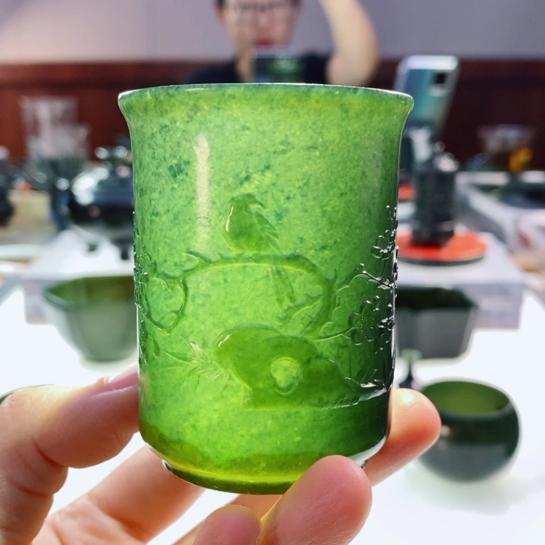 未镶嵌和田玉（青玉）摆件微瑕