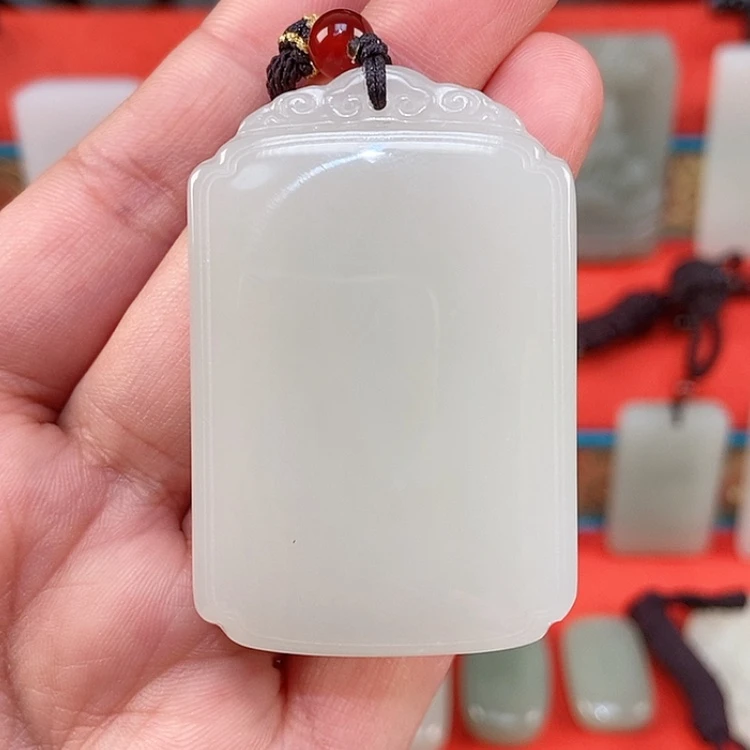 【闪购商品】颈饰未镶嵌和田玉