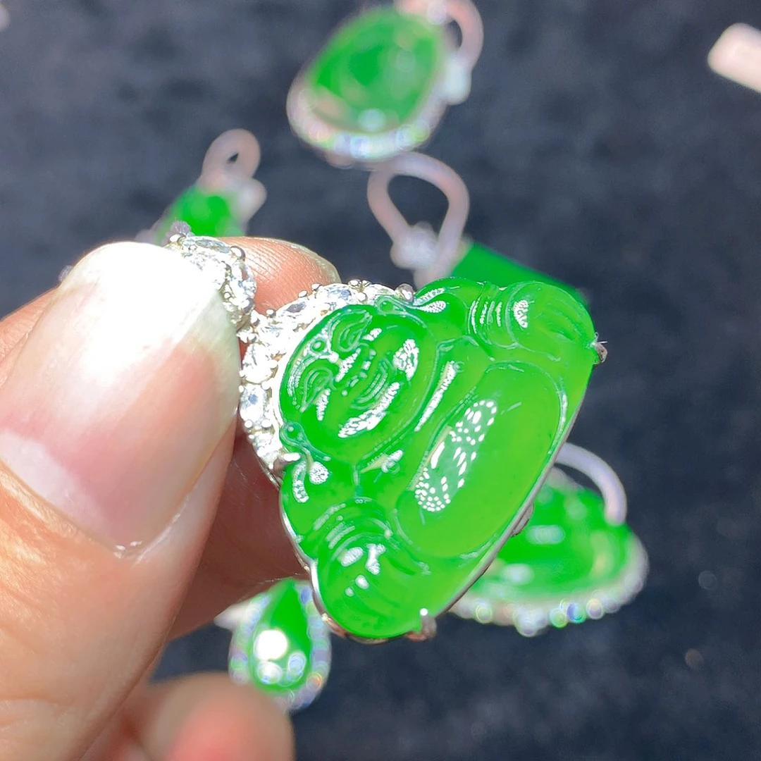 颈饰银S925镶嵌翡翠