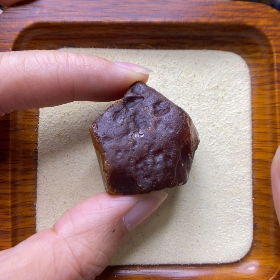 定制琥珀未镶嵌敏