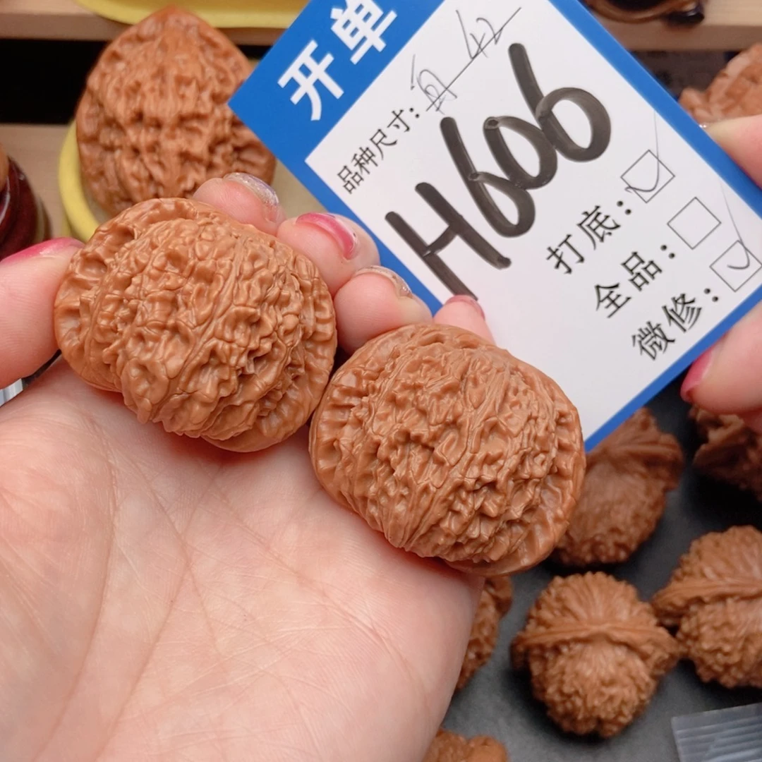 桃核吊坠核桃白狮子