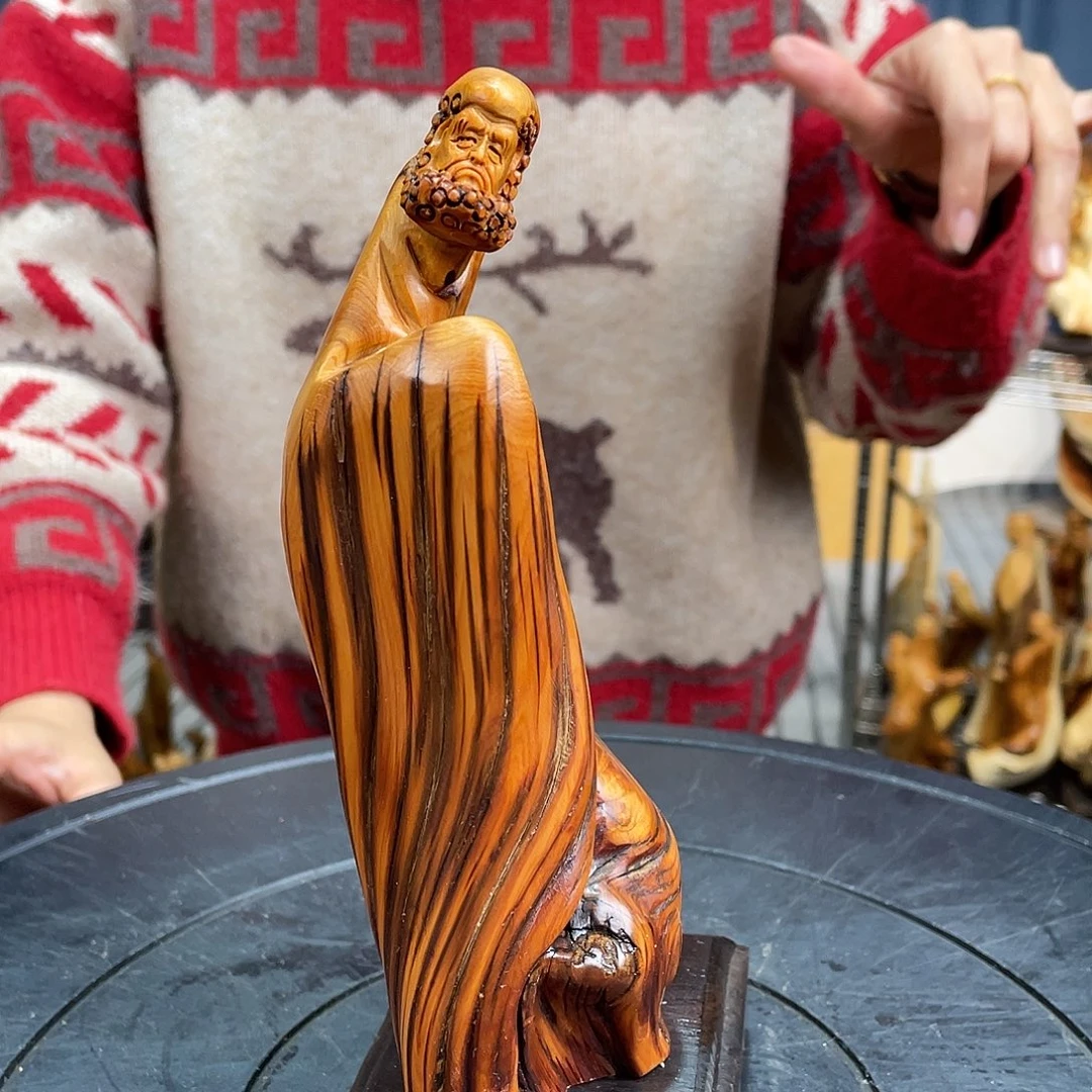 柏木（崖柏）随型艺术根雕