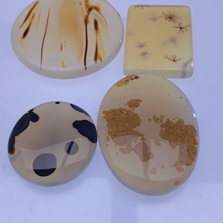 玛瑙/玉髓颈饰未镶嵌丫**?