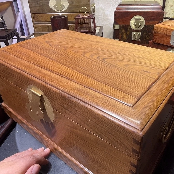 非洲紫檀（红花梨）檀香木