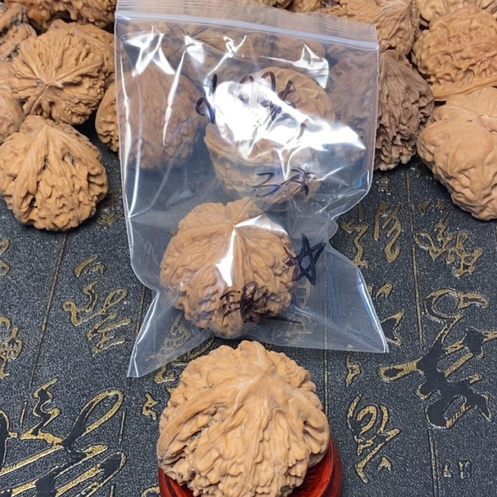 小***友文玩核桃吊坠文玩核桃异形单只
