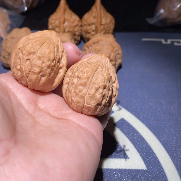 文玩核桃吊坠龟甲纹