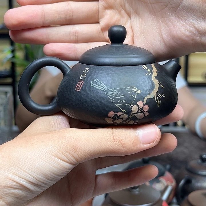 无***:110毫升微微瑕纯手工锤纹刻填胖墩壶