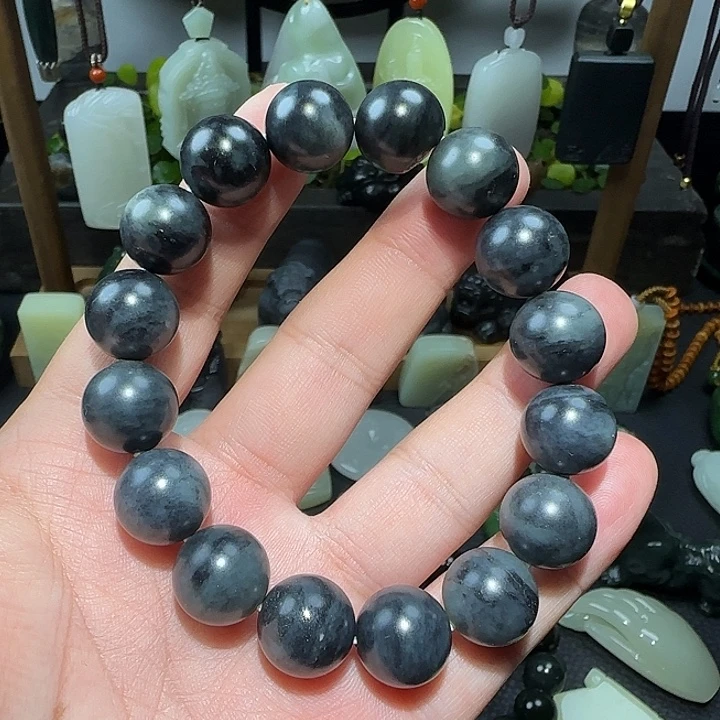 和田玉未镶嵌手串