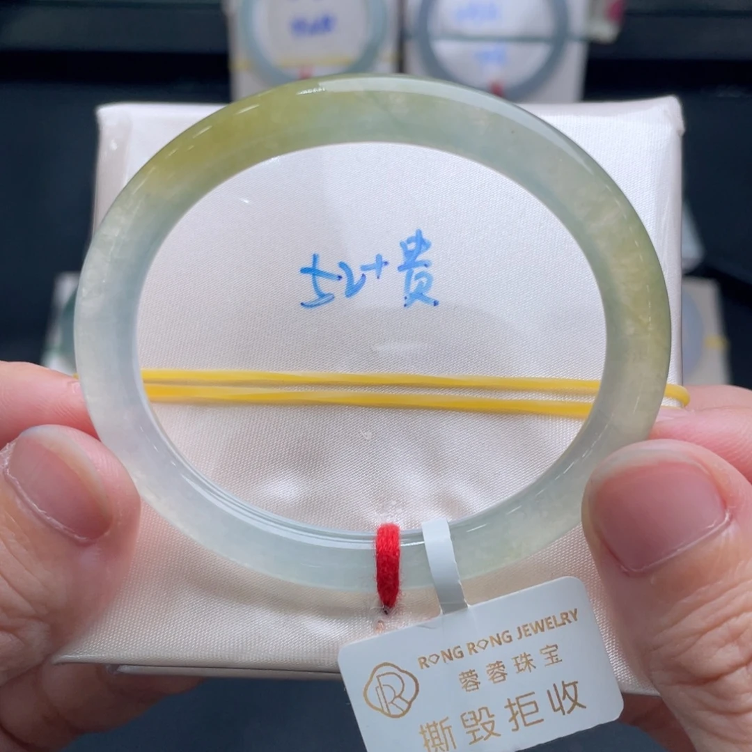 翡翠未镶嵌手镯翡翠手镯