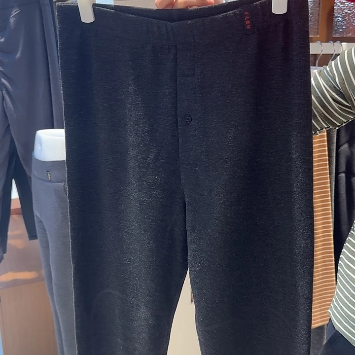 8608深灰色180 155斤之内