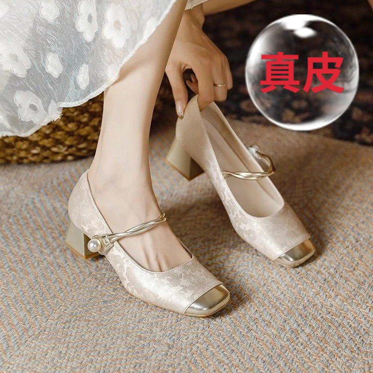 新中式国风单鞋女2025新款粗跟拼色方头玛丽珍鞋一字带浅口高跟鞋