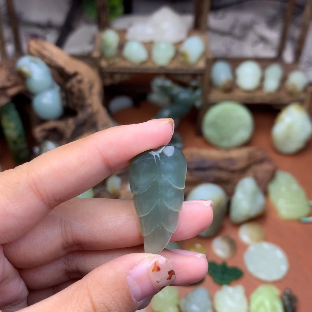 和田玉未镶嵌挂件