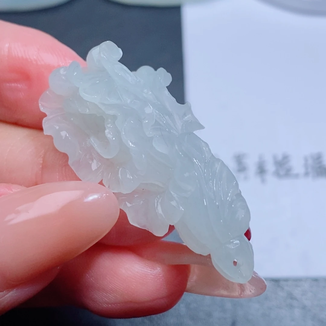定制翡翠吊坠未镶嵌