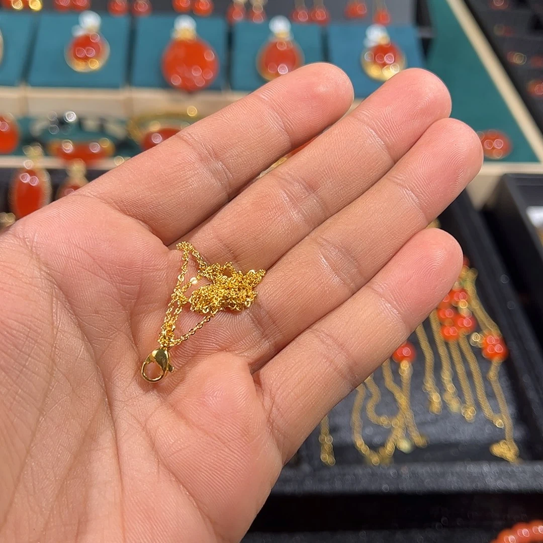 扎***心南红玛瑙未镶嵌颈饰