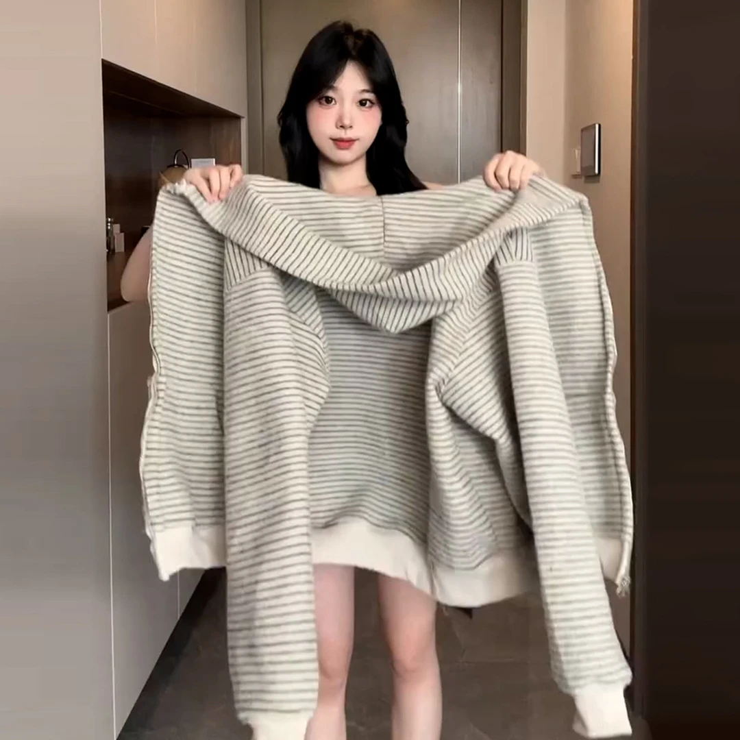 美式复古条纹连帽拉链卫衣外套女早秋穿搭设计感宽松休闲百搭开衫