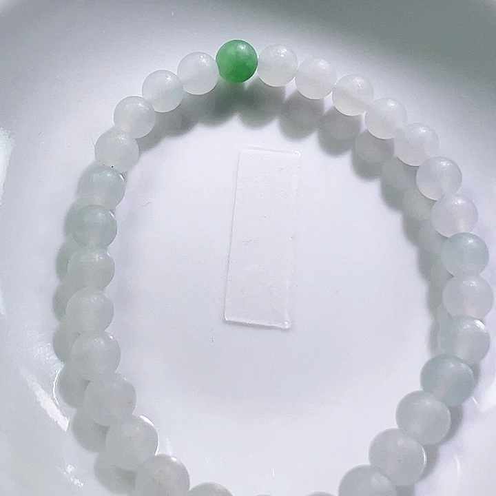 定制翡翠未镶嵌翡翠手串