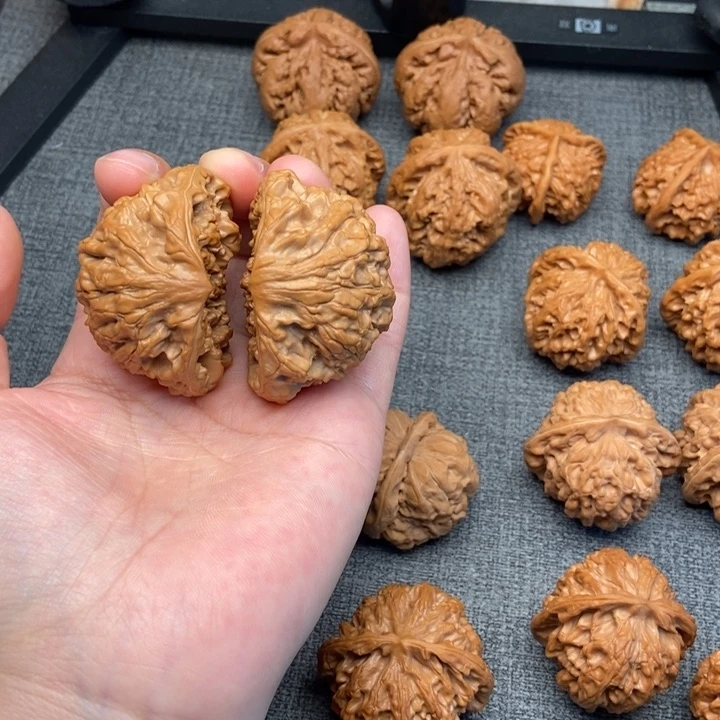 文玩核桃把件热*风蛇头49