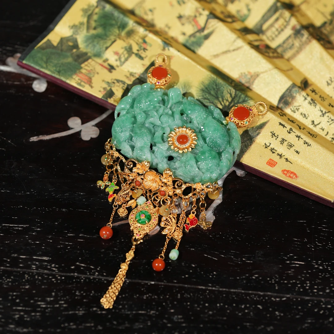 1.5香港王老板-翡翠镶嵌吊坠ka77