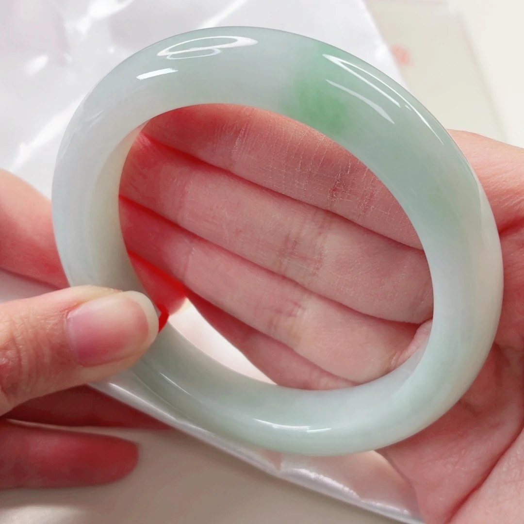 翡翠未镶嵌手镯61.5圈x358