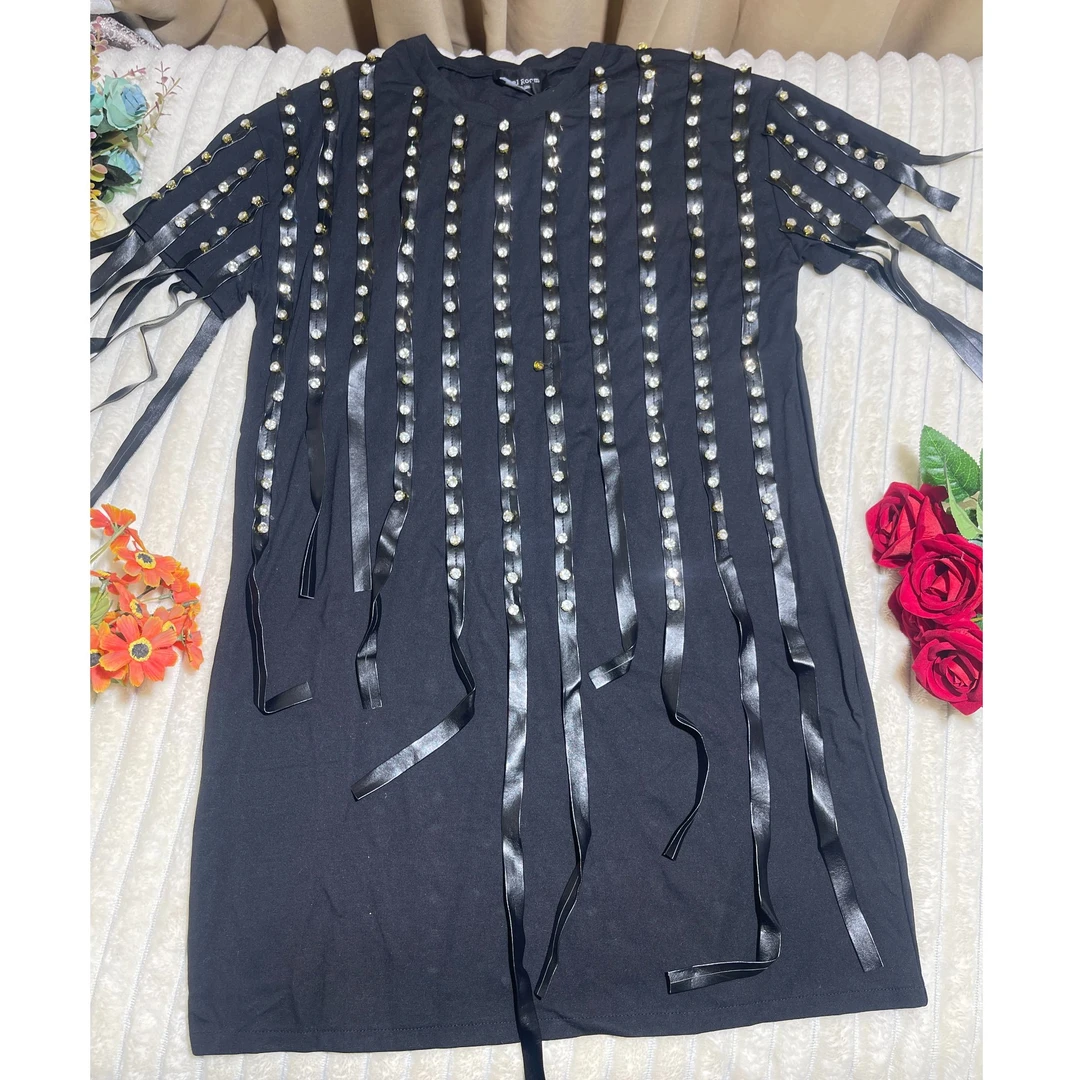 女士重工流苏铆钉裙子