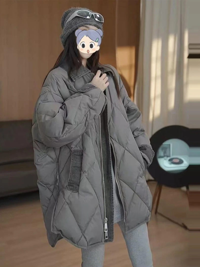 松弛感穿搭冬季加厚保暖中长款牛仔拼接菱形格洋气百搭棉服外套女