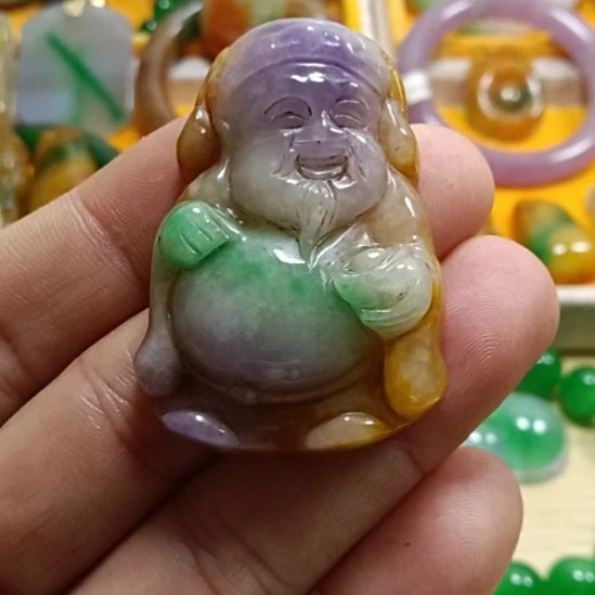 翡翠颈饰未镶嵌鑫***歌