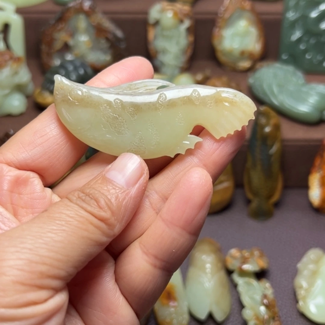 【闪购商品】岫岩老玉（透闪石质玉）未镶嵌颈饰