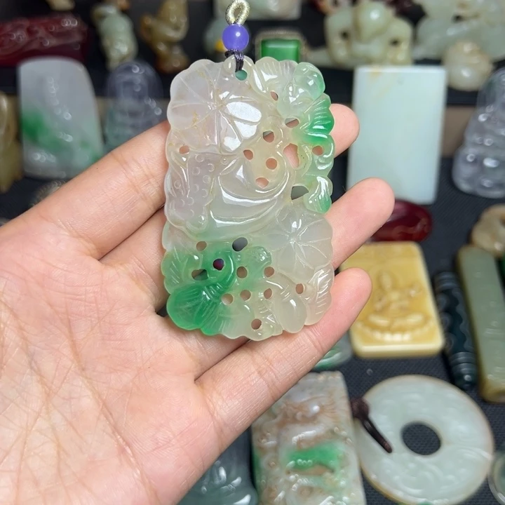 吊坠滴血莲花菩提