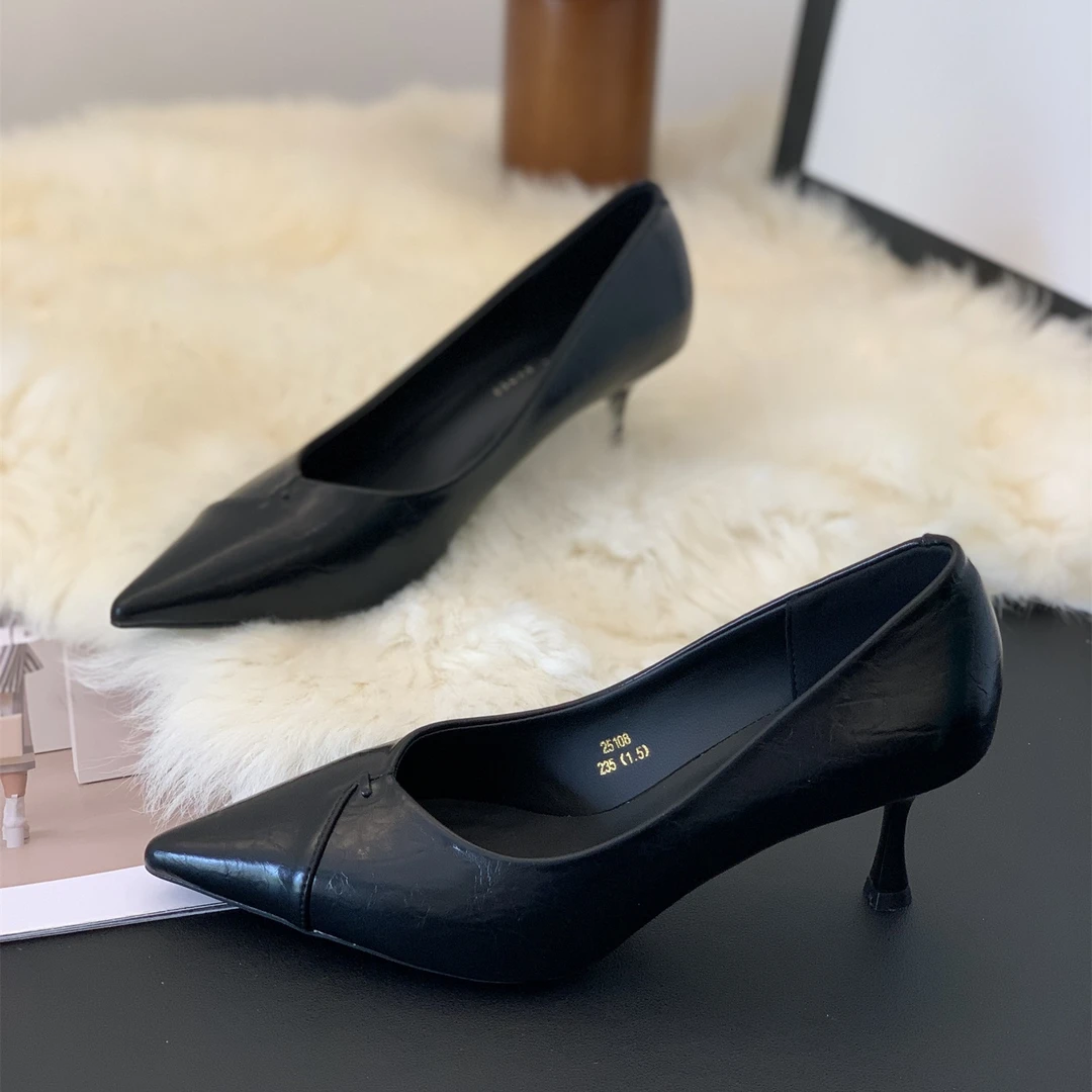 尖头气质单鞋女2025年新款秋季配裙子浅口细跟法式百搭复古高跟鞋