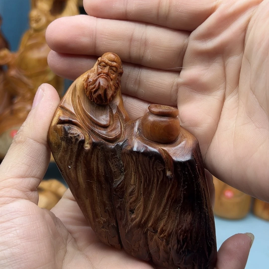 木春****。柏木摆件手把件