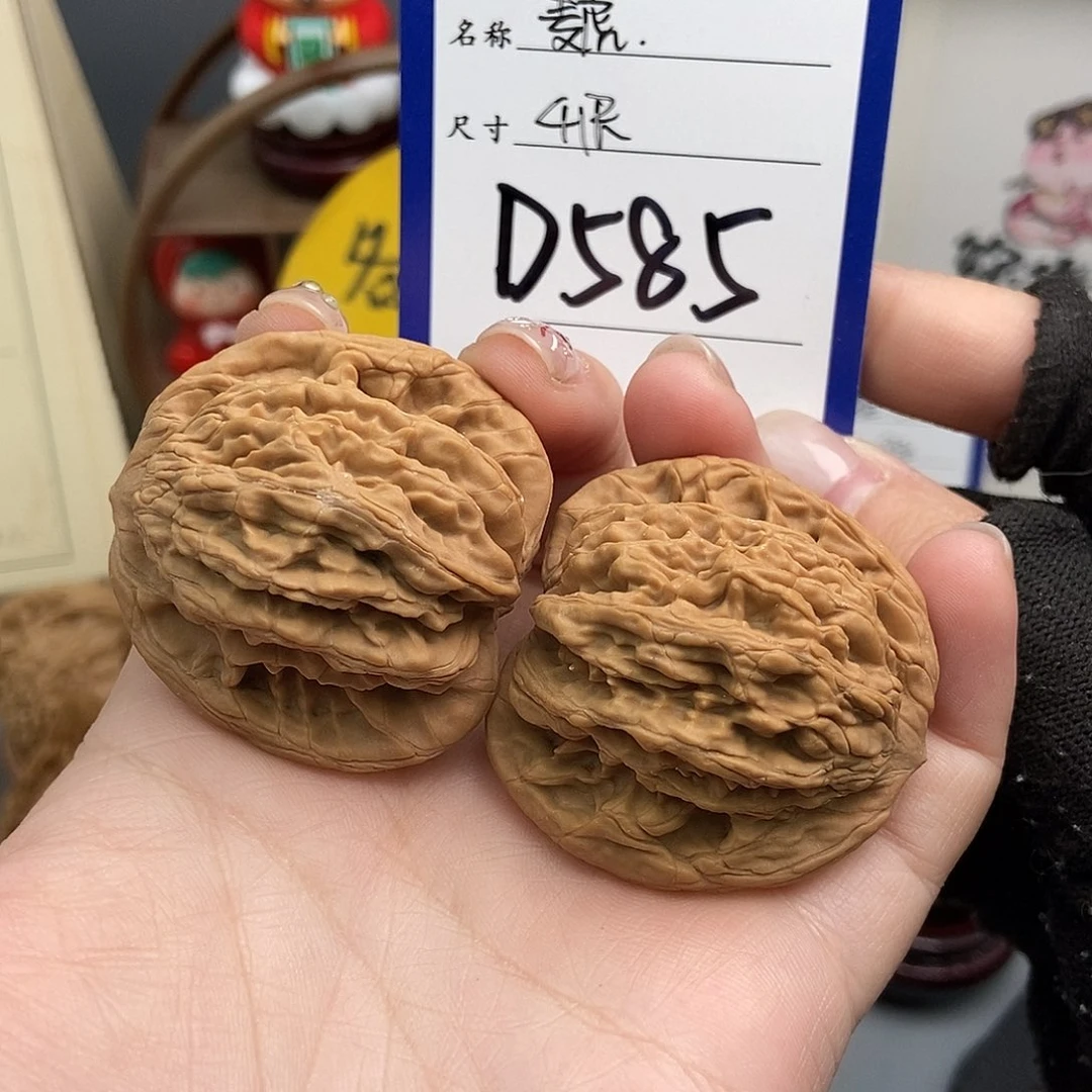 文玩核桃吊坠G***e41麦虎