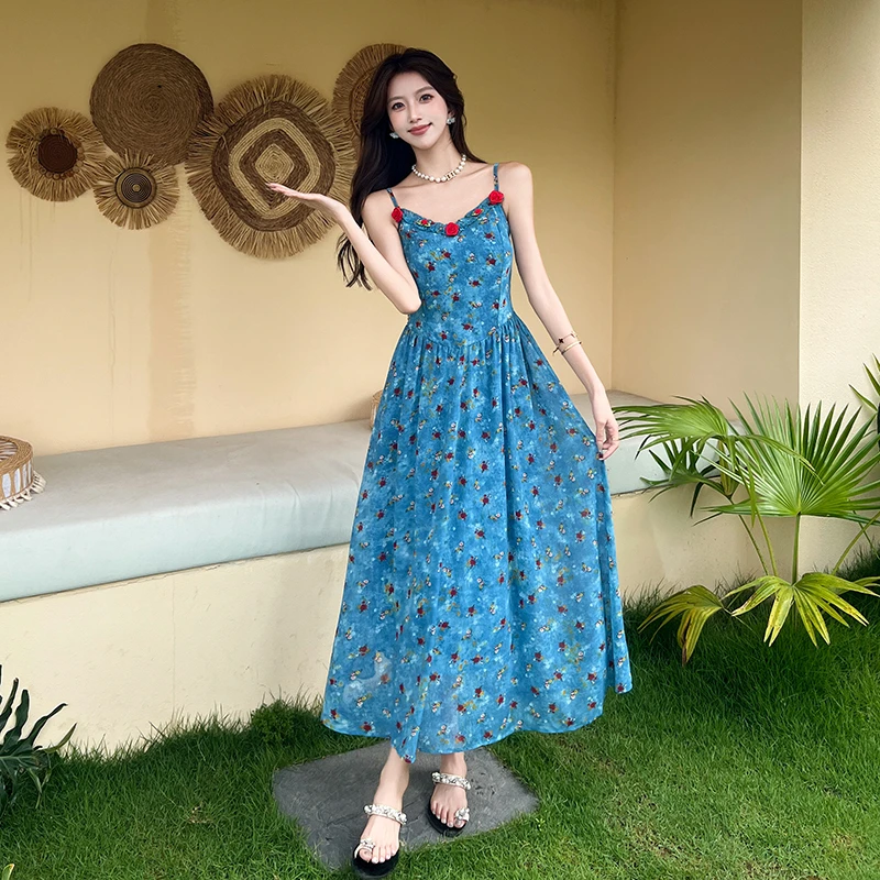 清仓2025法式夏季度假风吊带复古温柔长裙碎花裙子