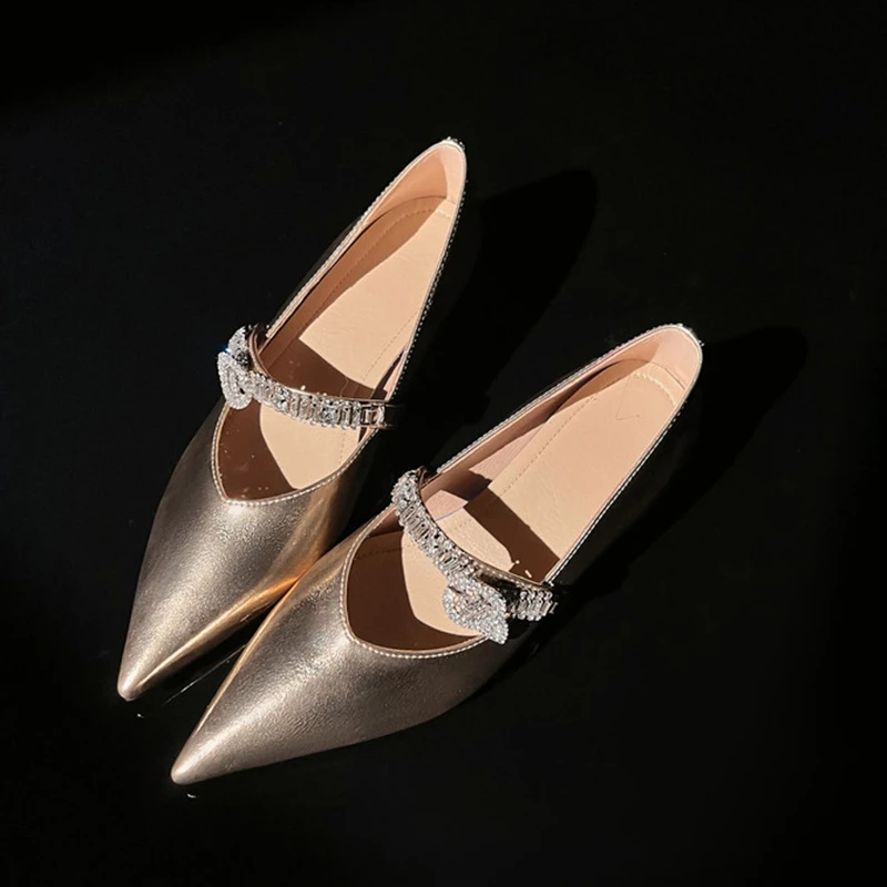 法式粗跟水钻一字带玛丽珍鞋女2025春季新款银色气质中跟浅口单鞋