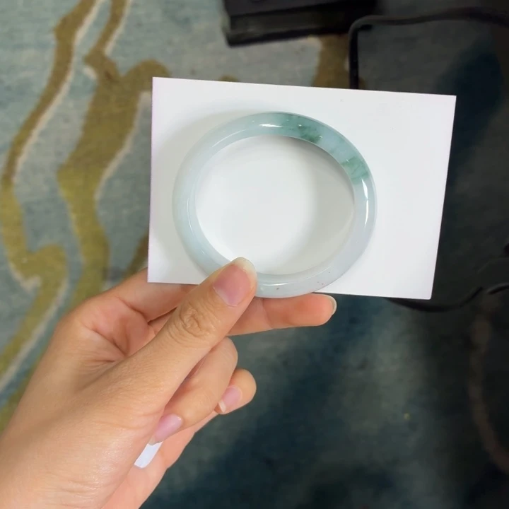 翡翠手镯（贵妃镯）未镶嵌翡翠手镯