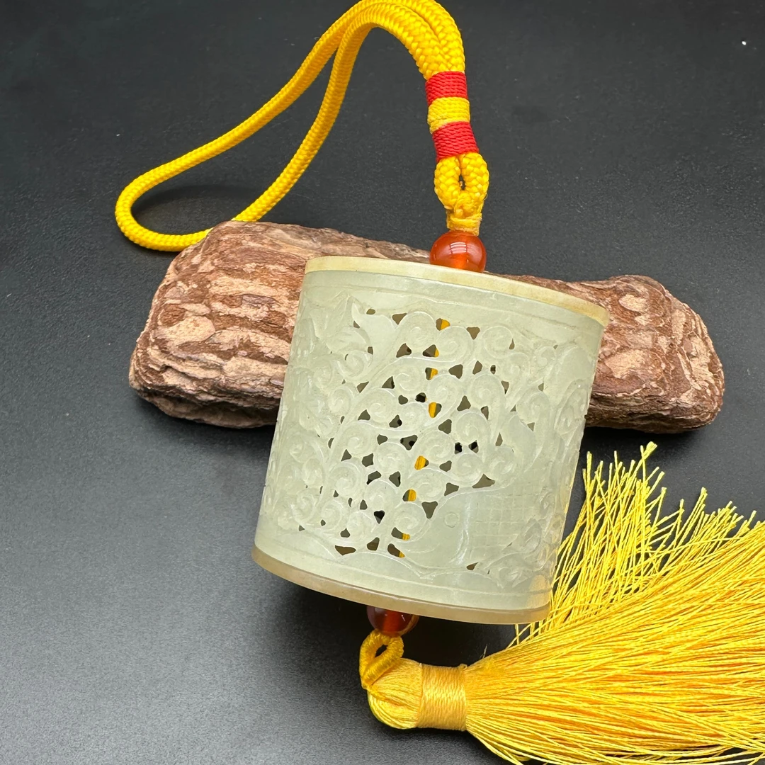 《清代》和田玉镂空香囊  山东文物商店 ZZXCRH457428