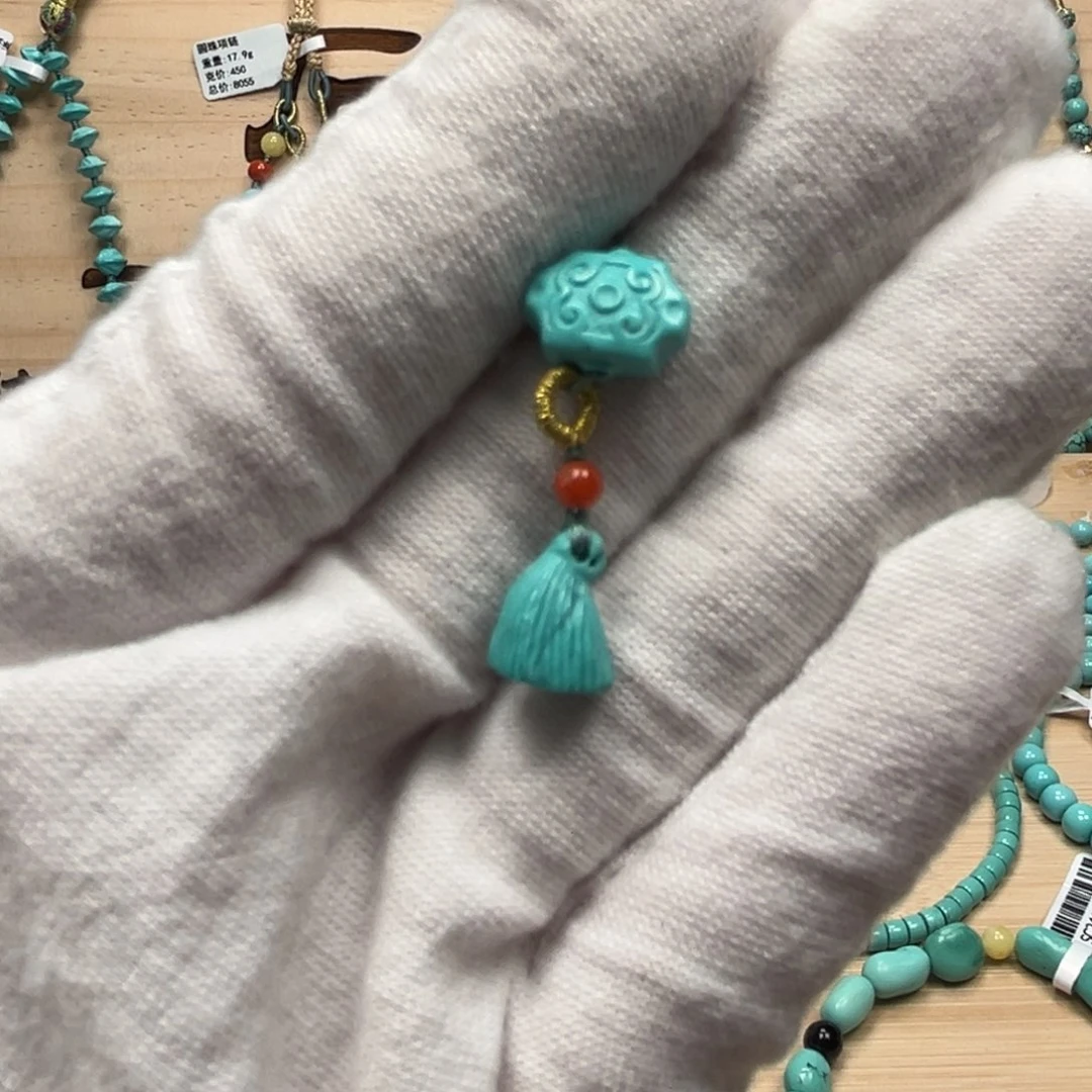 绿松石雕刻未镶嵌