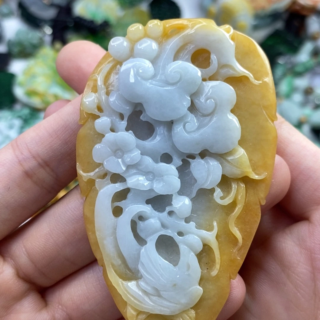 翡翠未镶嵌颈饰紫**雨