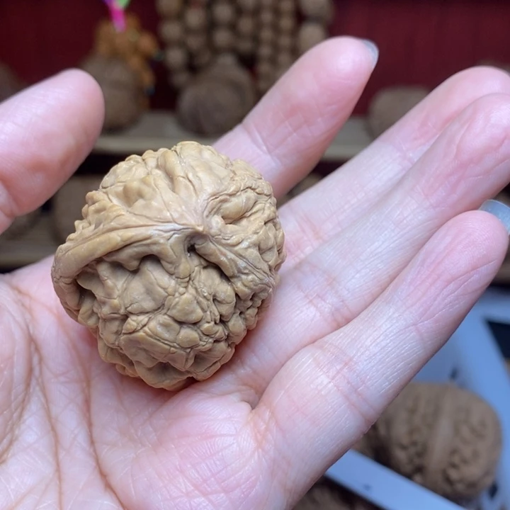 Z***子把件文玩核桃文玩