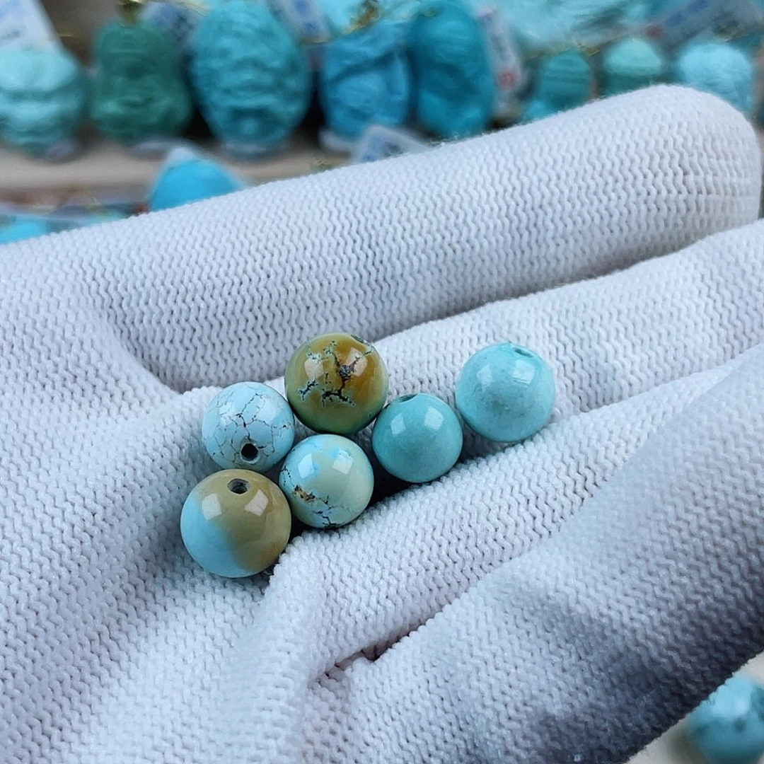 未镶嵌琥珀珠宝奇石行*