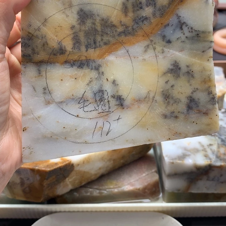 ****️未镶嵌手镯石英质玉