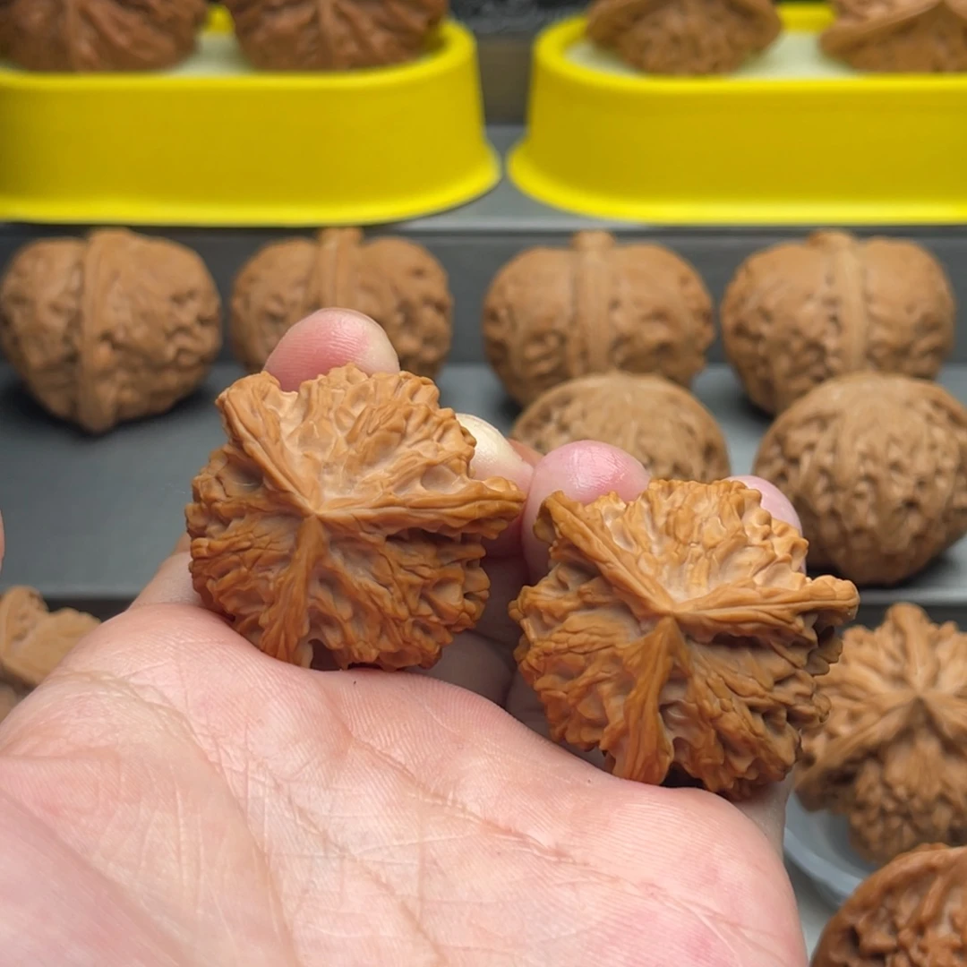 文玩核桃把件38*38盘山