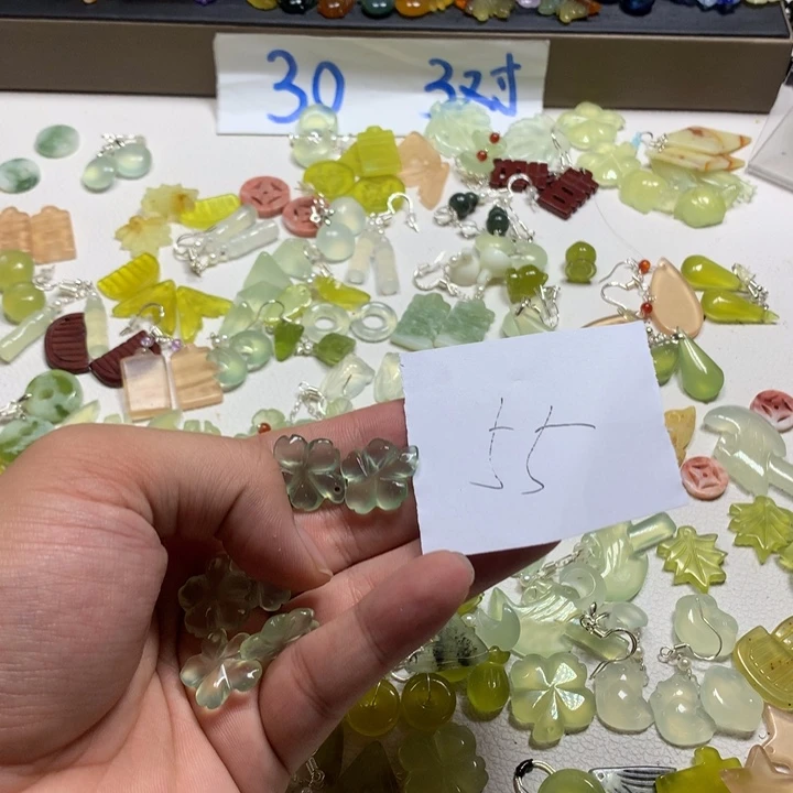 蛇纹石玉合金耳钉魔****使