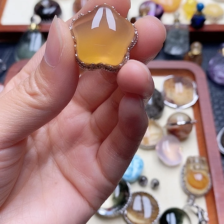 吊坠未镶嵌水晶菁*