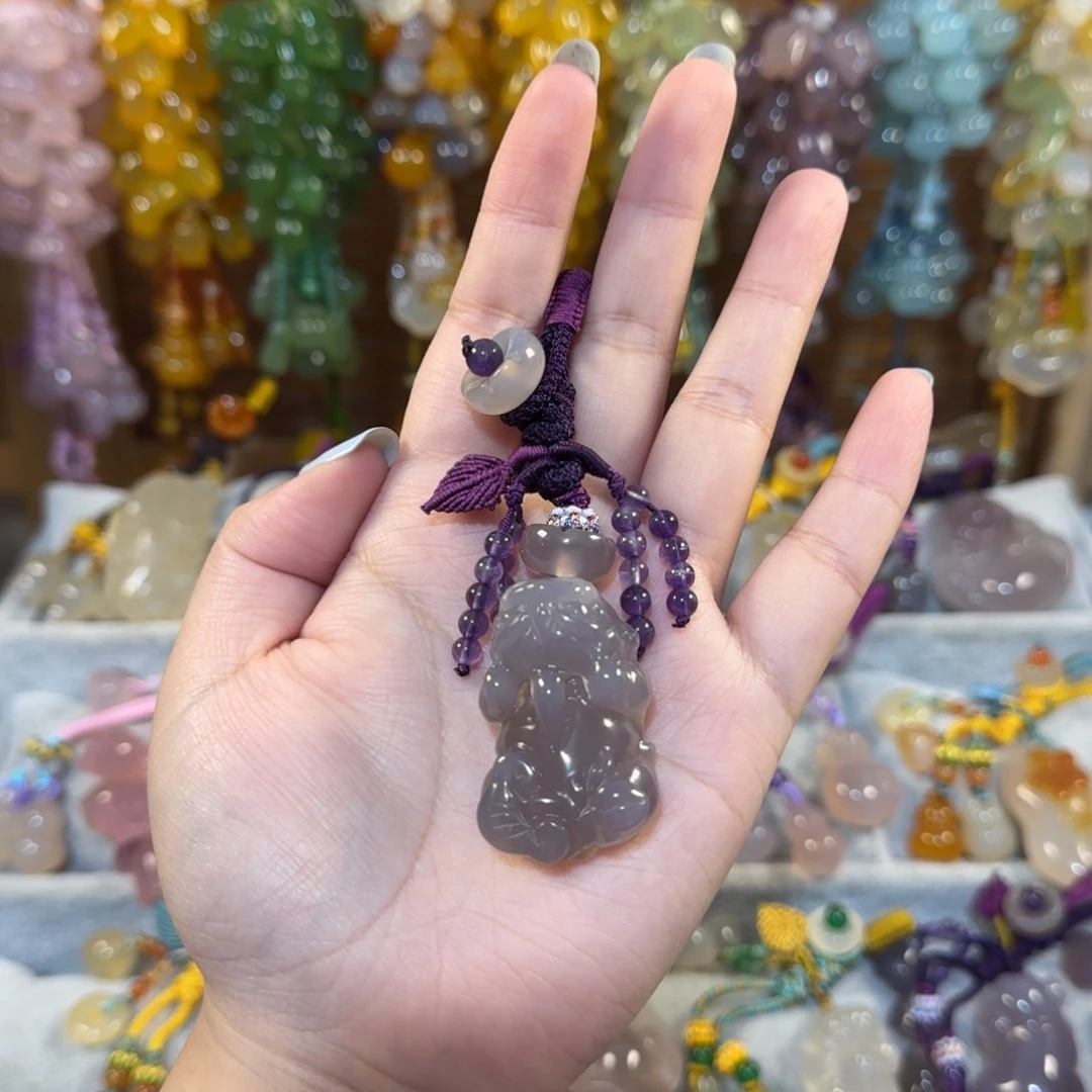 卓***件玛瑙/玉髓未镶嵌钥匙挂件