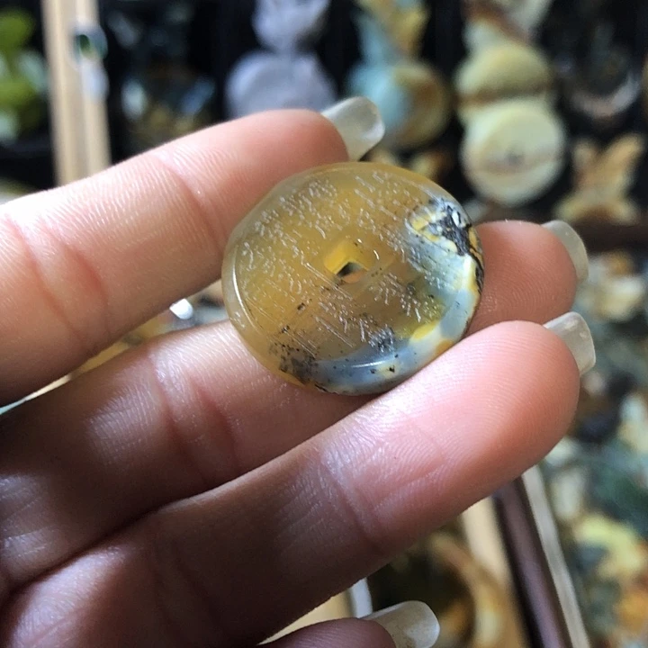 岫玉未镶嵌岫玉挂件