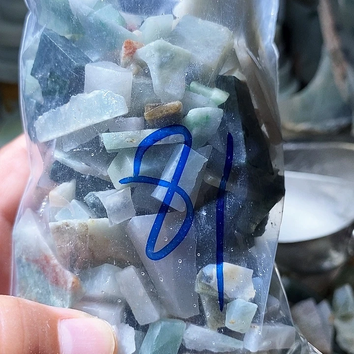 散珠翡翠鱼缸料81