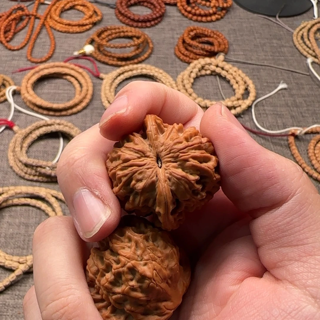 柏香籽/百香籽吊坠小***觉