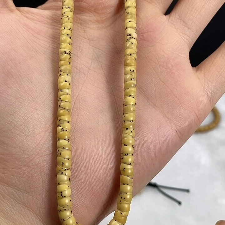 星月菩提吊坠卡5原生态奶油黄大肠